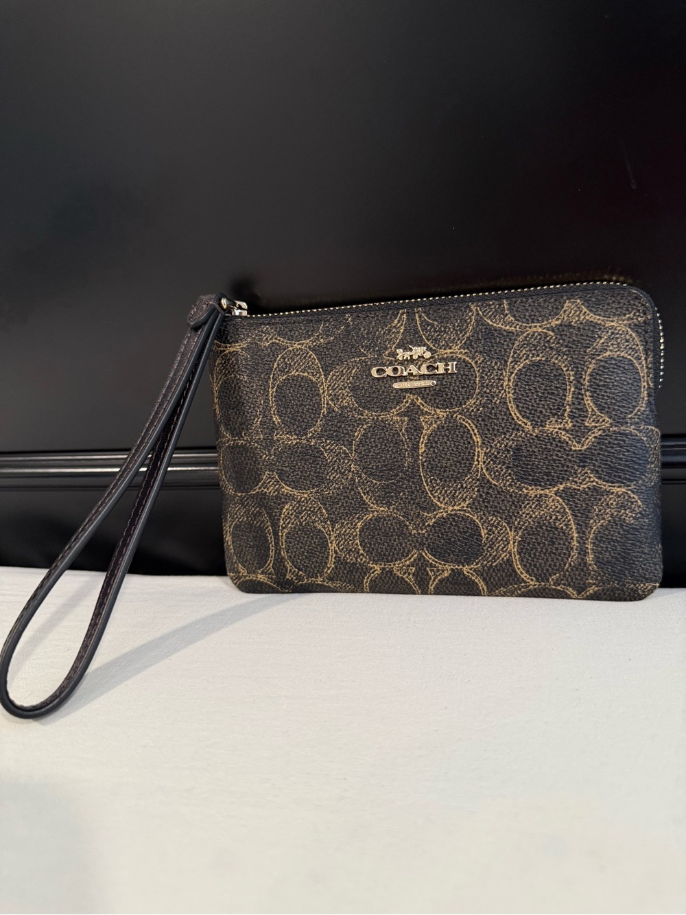 Coach Signature C Logo Zip Wristlet Pouch Brown/Black Gold Hardware Lined